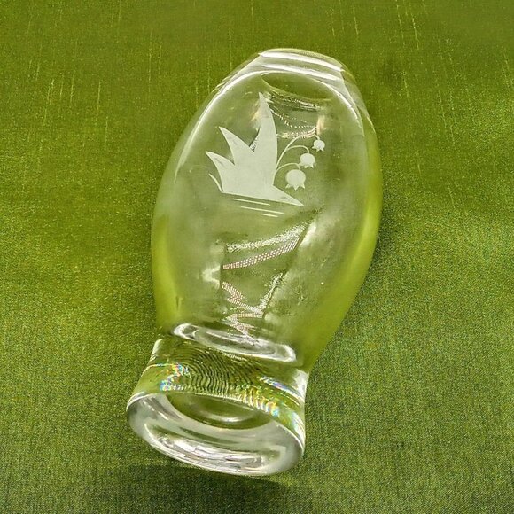 Målerås Sweden Etched Oval Clear Glass Vase - Picture 5 of 8